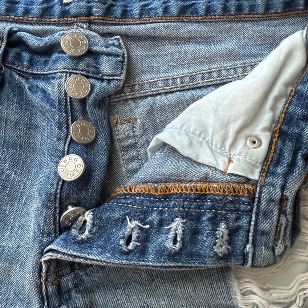 BDG Urban Outfitters Tomgirl Distress Button Fly Jean Shorts Sz 25” Boho Concert